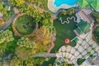 公園內的中式園林景觀